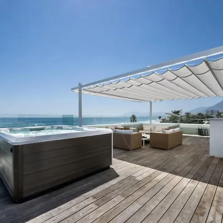 Villa With Private Beach/pool And 15 Min To